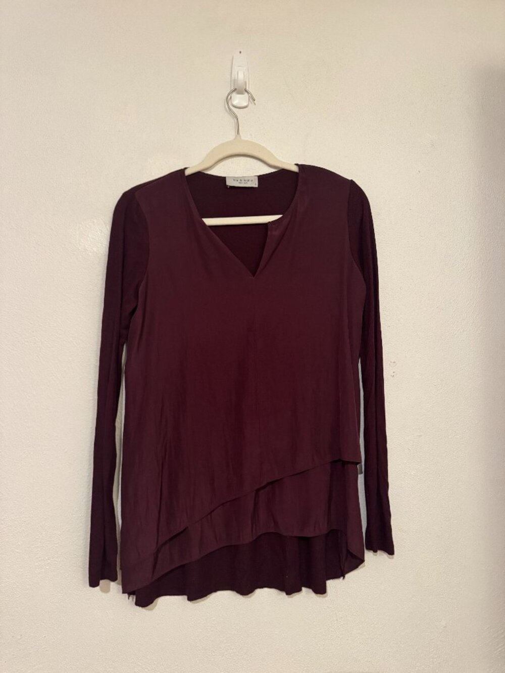lola & sophie New York Burgundy Layered Long Sleeve Top – Size S